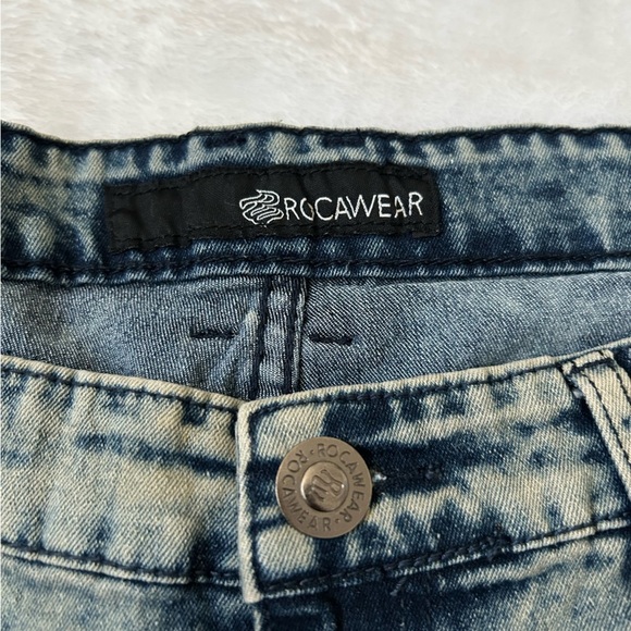 Rocawear Jean Shorts - Picture 2 of 9